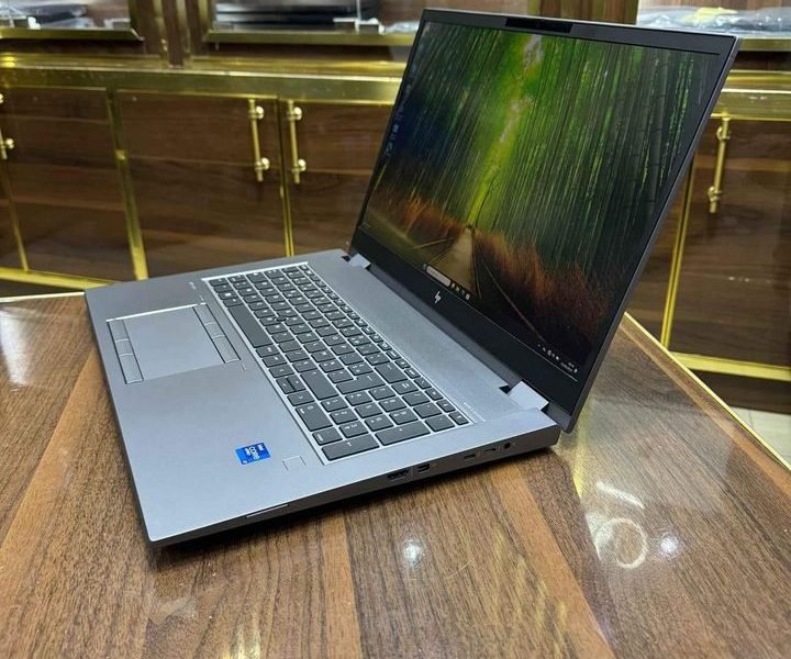 Hp zbook fury 17 Gaming Core i7 11th Ram 64gb Graphique NVIDIA RTX A3000 6Go dédié