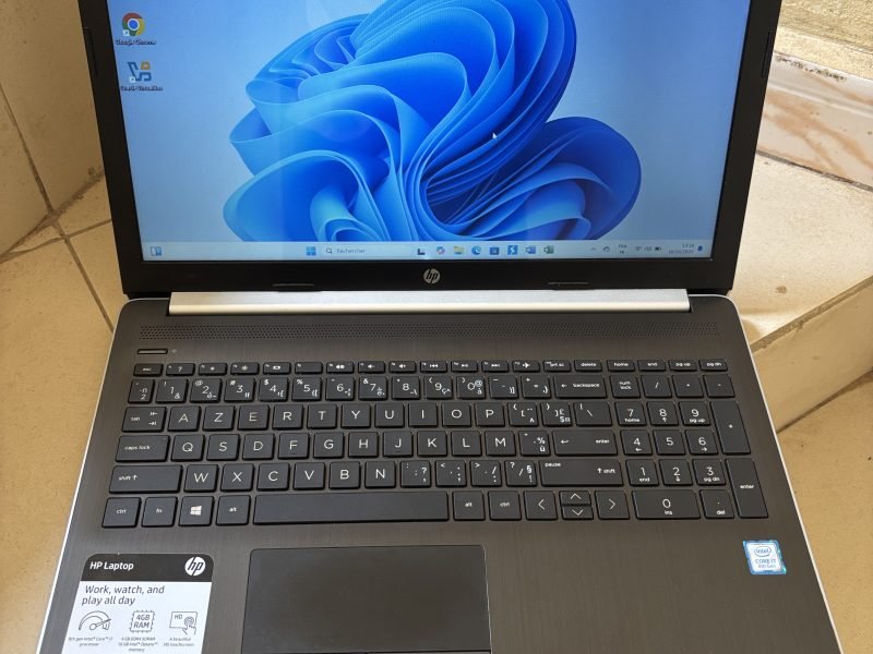 Hp core i7 8eme génération 1000gb ssd de stockage ram 12gb ecran tactile