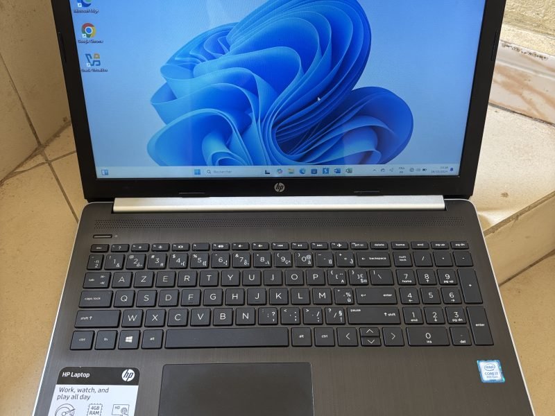 Hp core i7 8eme génération 1000gb ssd de stockage ram 12gb ecran tactile