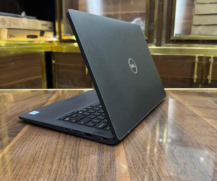 🔥PROMO🔥 **Dell latitude 7400 ** Core i5 8th gen Ram 16gb extensible