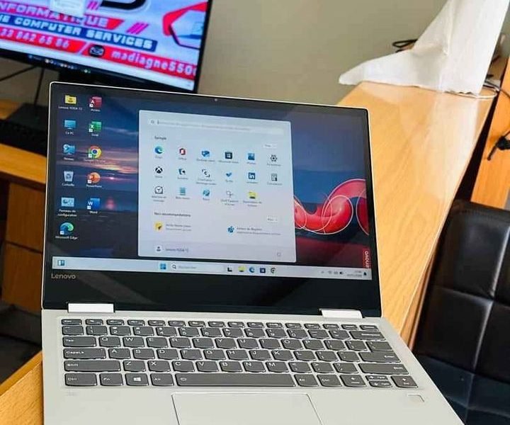 🔥 Lenovo Yoga 720 - Silver UltraSlilm - ▪️ 7e generation aCore i5 - 2.7ghz ~ 3.8ghz turbo