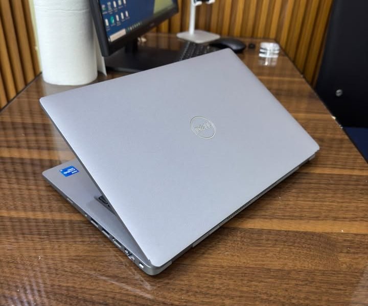 Dell latitude 5420 Core i5 11tn Ram 16gb Disk 256gb ssd Ecran 14 tactile Clavier