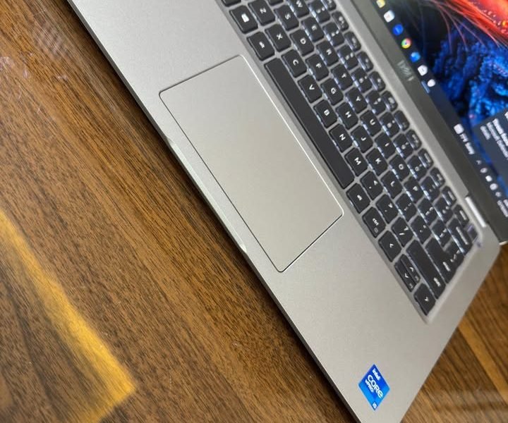 Dell latitude 5420 Core i5 11tn Ram 16gb Disk 256gb ssd Ecran 14 tactile Clavier