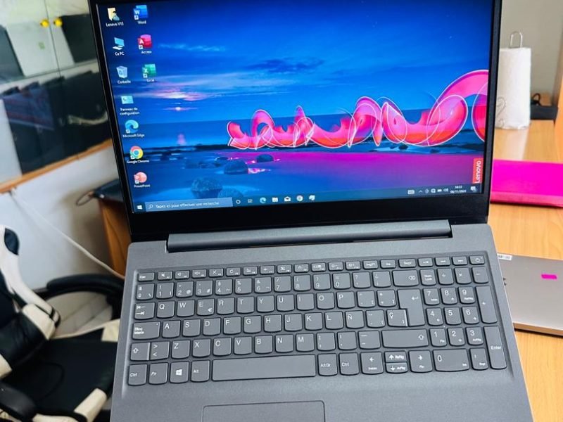 Lenovo V15 nouveau modèle