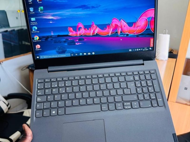 Lenovo V15 nouveau modèle