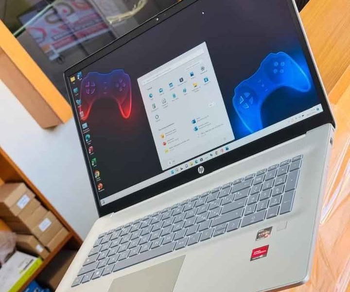 💥 HP Laptop 17 - UltraSlim 2023 12e generation ( 8Cpus ) Ryzen 5 series 7000 2.8ghz
